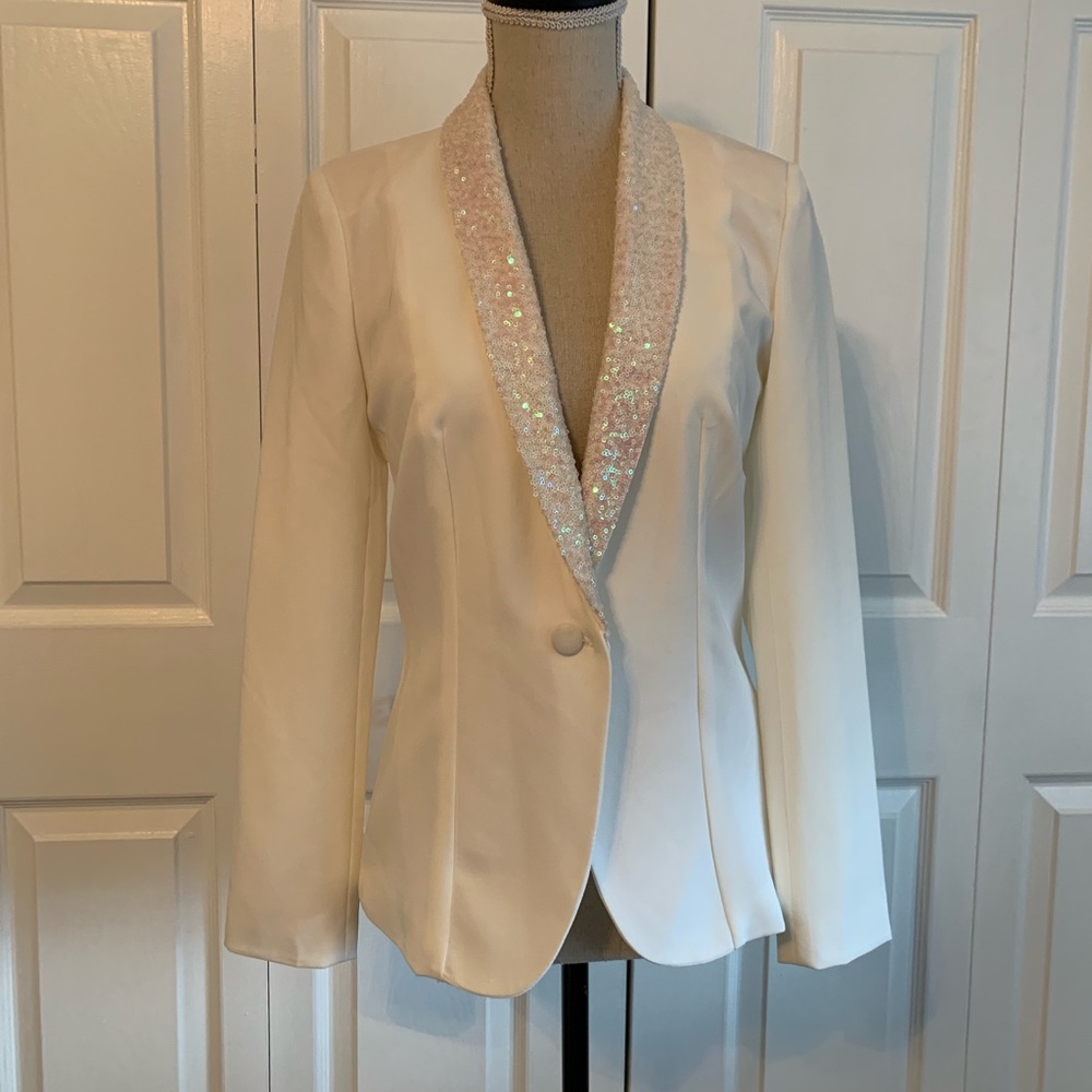 White dressy blazer